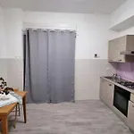 Intero Ampi Spazi Comodo Wtc Scassi Fiumara Apartament *