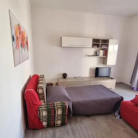 Apartament Intero Ampi Spazi Comodo Wtc Scassi Fiumara
