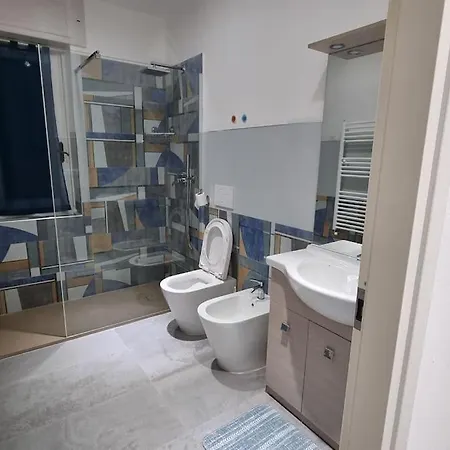 Apartment Intero Ampi Spazi Comodo Wtc Scassi Fiumara *
