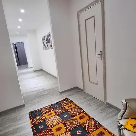 Apartamento Intero Ampi Spazi Comodo Wtc Scassi Fiumara *