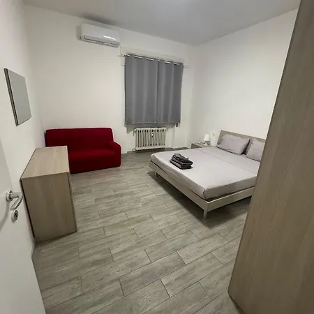 Apartamento Intero Ampi Spazi Comodo Wtc Scassi Fiumara