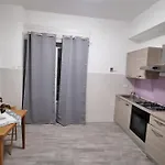 Intero Ampi Spazi Comodo Wtc Scassi Fiumara * Genua