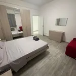 Apartment Intero Ampi Spazi Comodo Wtc Scassi Fiumara