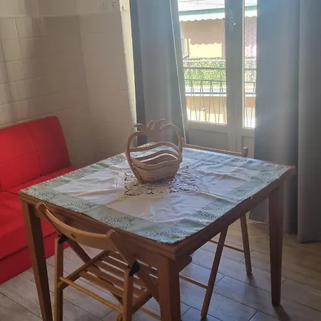 Appartement Intero Ampi Spazi Comodo Wtc Scassi Fiumara Genua