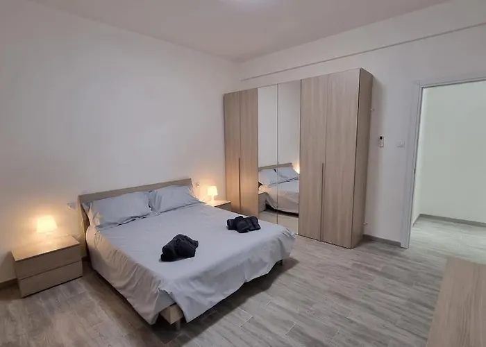 Intero Ampi Spazi Comodo Wtc Scassi Fiumara *